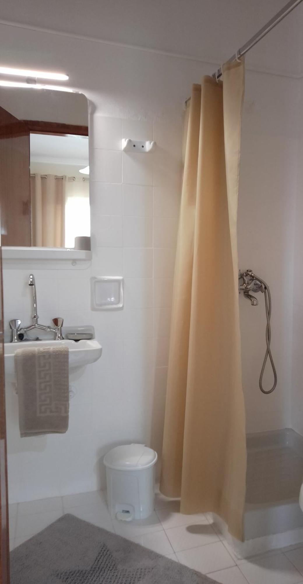 Vicky'S Guesthouse Kávos Zewnętrze zdjęcie