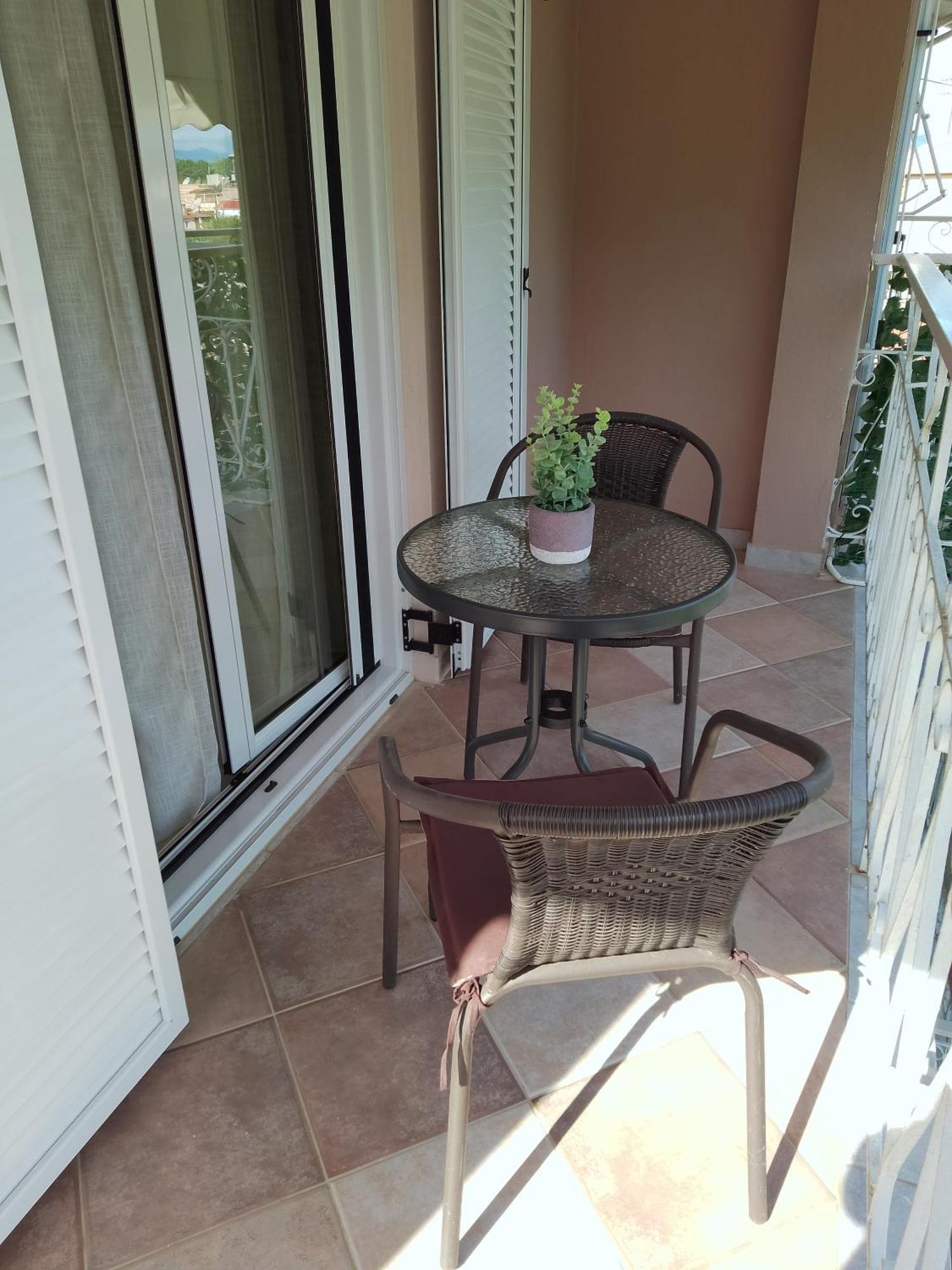 Vicky'S Guesthouse Kávos Zewnętrze zdjęcie