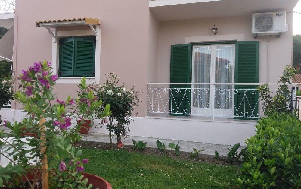 Vicky'S Guesthouse Kávos Zewnętrze zdjęcie